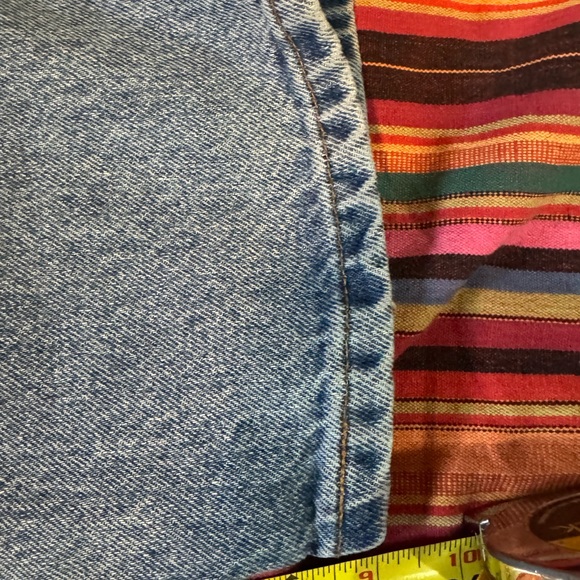 Vintage 2001 Levi’s 550 Relaxed Fit Straight Leg Jeans 36x34 Light Wash - Picture 7 of 8